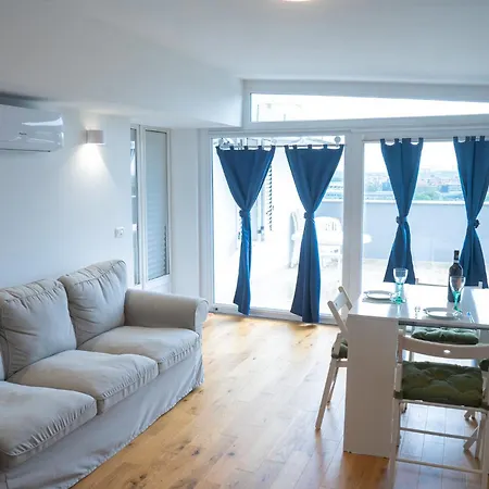 Attico Incantevole Lungotevere Apartment