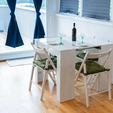 Attico Incantevole Lungotevere Apartment *